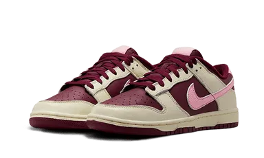 Nike Dunk Low Retro PRM "Valentine's Day 2023"