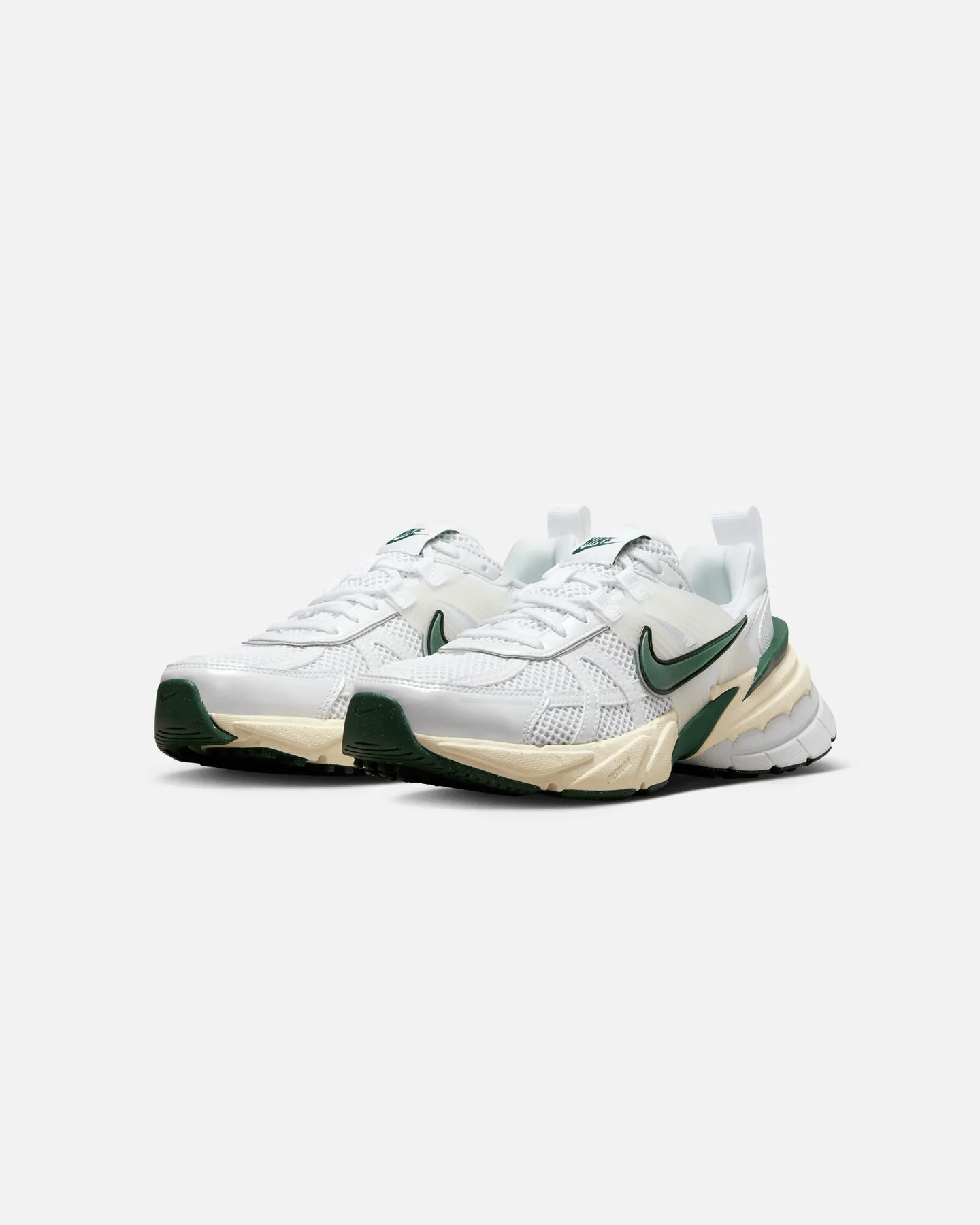 Nike Women's V2K Run Summit White/Metallic Silver/Green