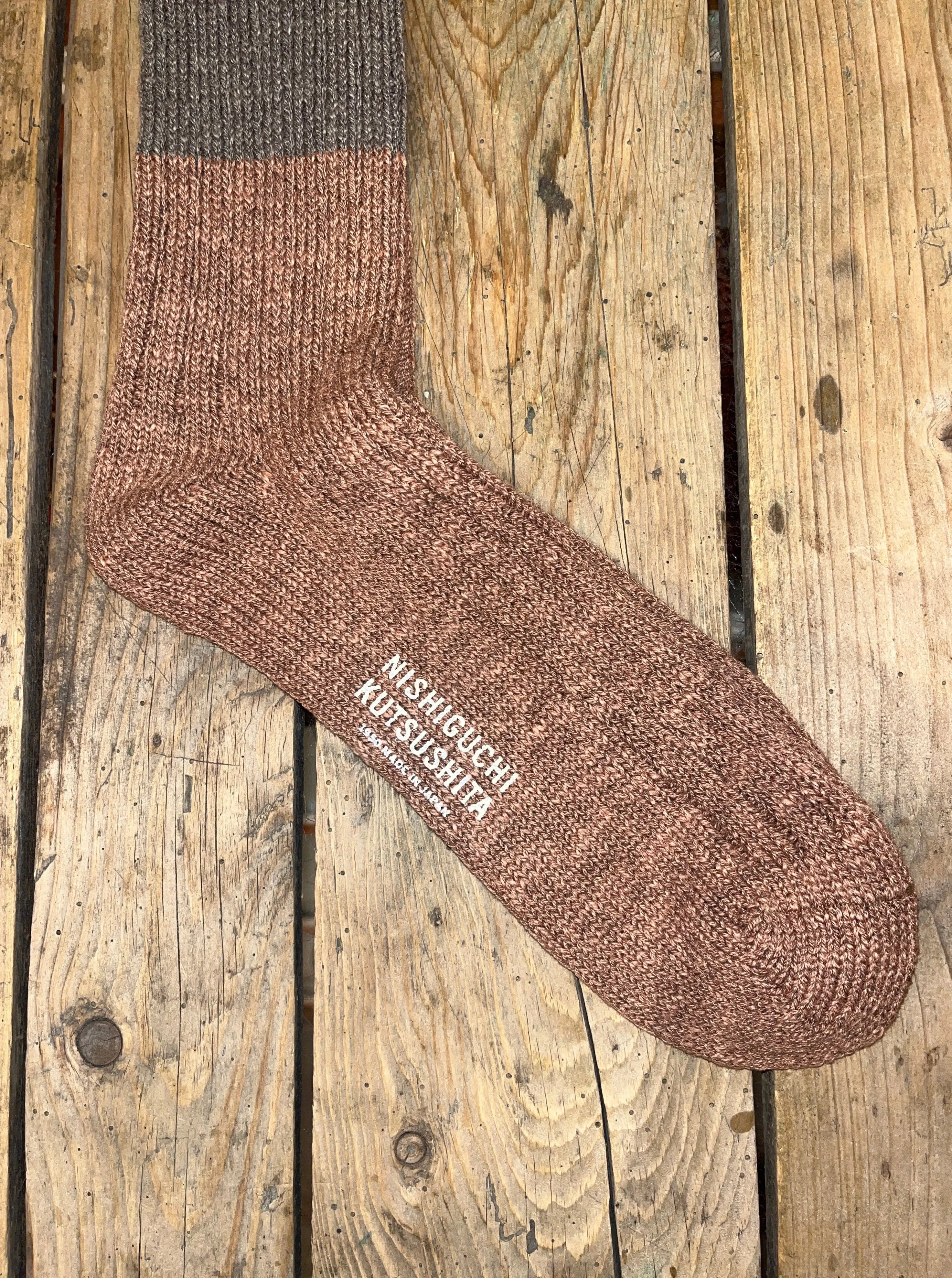 Nishiguchi Kutsushita, Wool Cotton Slab Socks, Brown