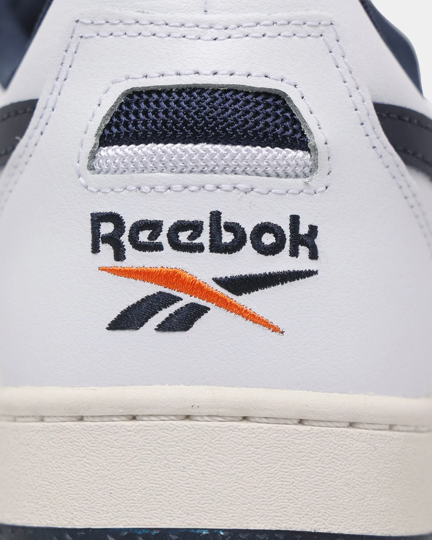 Reebok BB 4000 II Footwear White/Vector Navy/Chalk