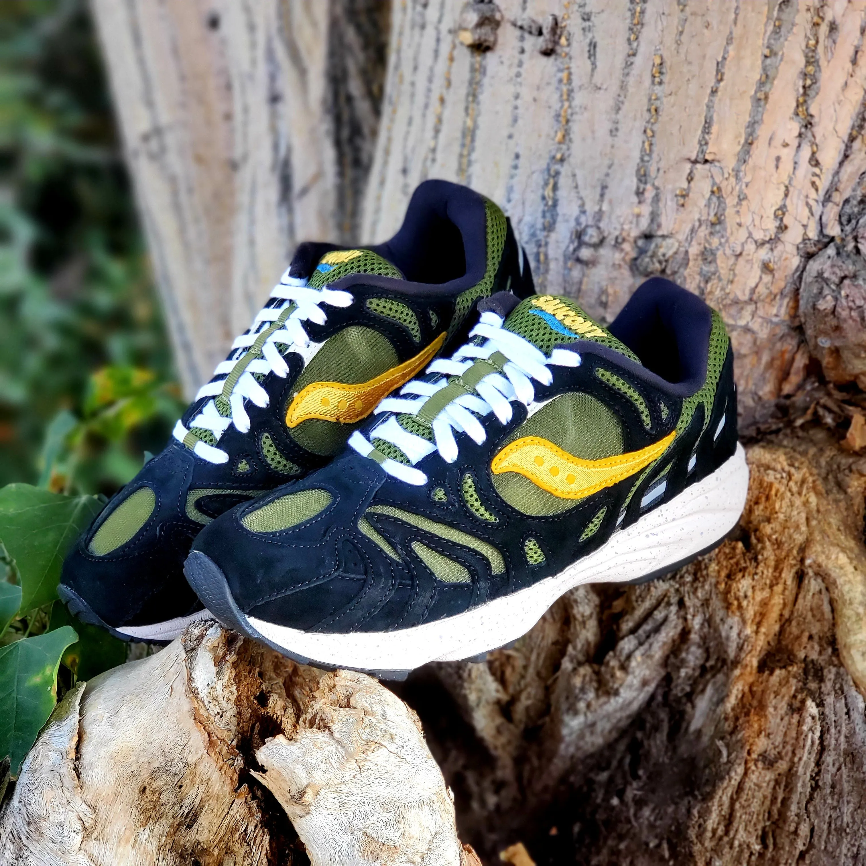 Saucony Grid Azura 2000 Forest Green